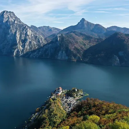 Private Traunkirchen