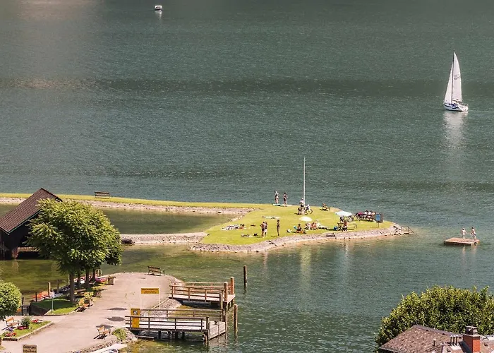 Private * טראונקירכן