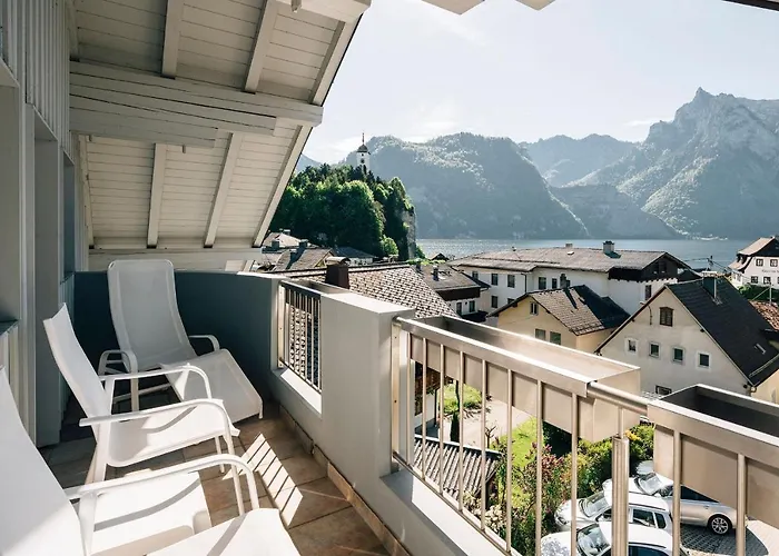 Private טראונקירכן